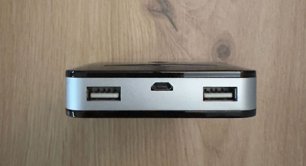 GP Portable PowerBank 10400 mAh / Универсална Външна Батерия