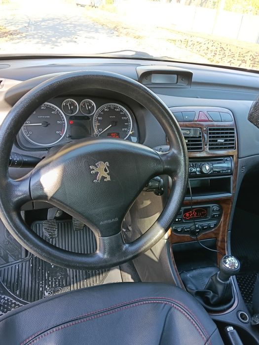 Vând Peugeot 307 D 2000