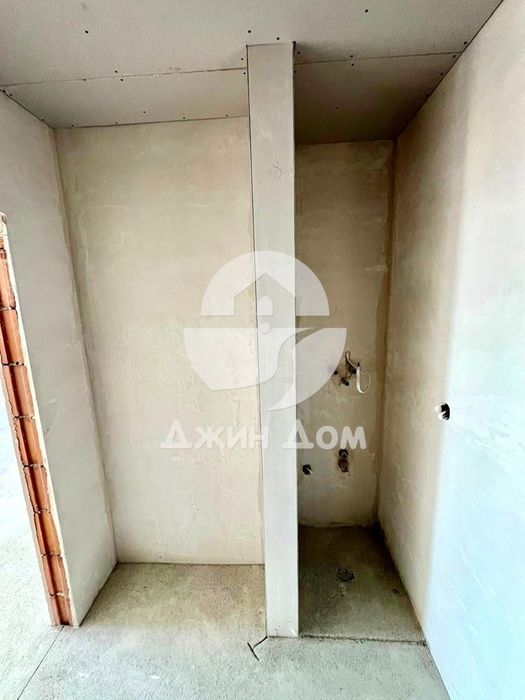 Продава се Двустаен апартамент в Бургас, Славейков - 64 кв.м за 2110 €/кв.м - Снимка #5