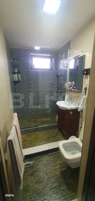 Apartament de vanzare, cu 3 camere, semidecomandat - in Vatra Dornei