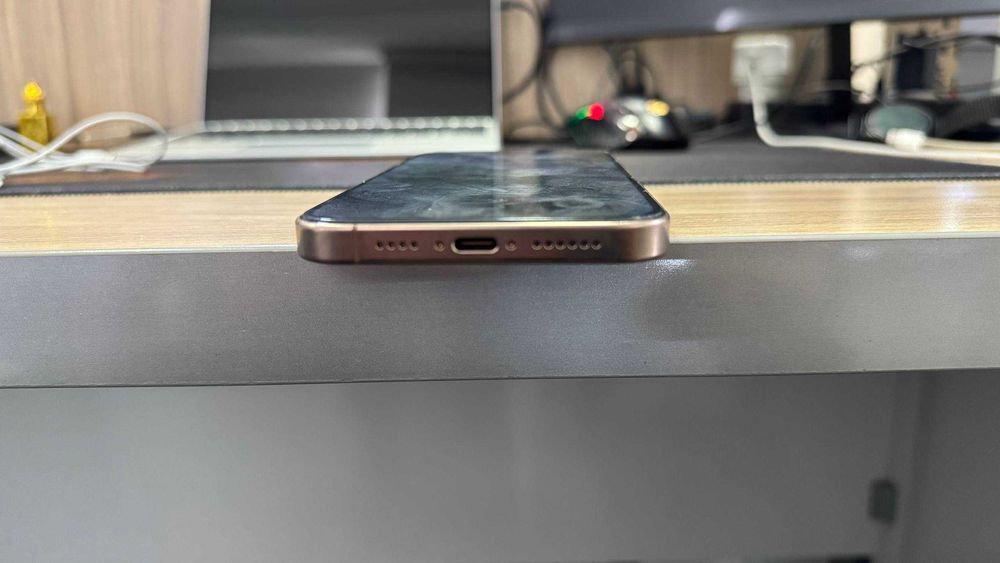 iPhone 16 Pro MAX, 256gb, Desert Titanium, E-sim