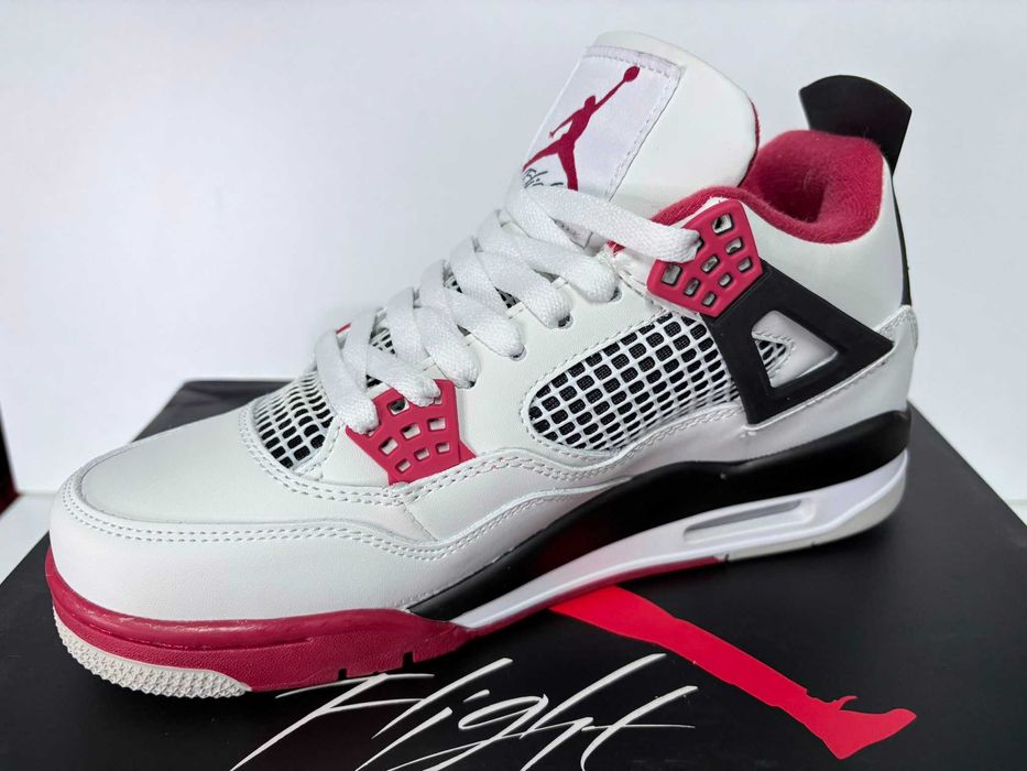 Nike Air Jordan 4 Retro Fire Red