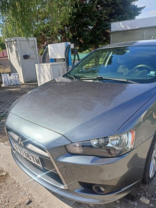 Mitsubishi  lancer