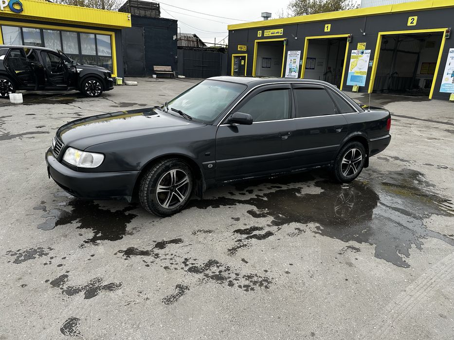 Ауди а6 с4 1995 года в поряде