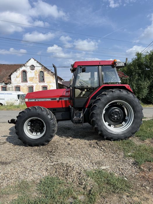 Vand sau schimb Case Maxxum 5140