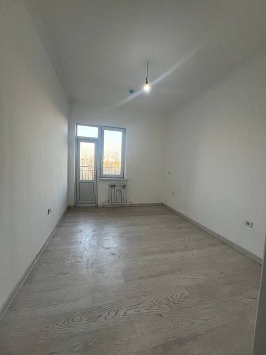 Yashnabod  Olmos mahallasi 3/4/16 srochna  sotiladi