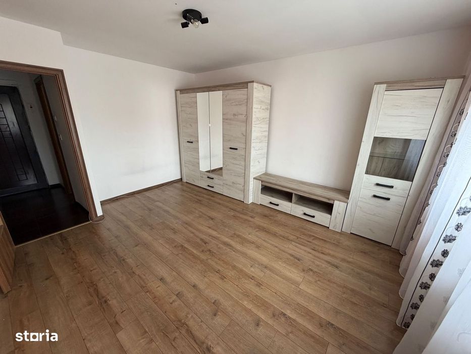 Apartament 1 camera, decomandat - Cugir — fotografia 1