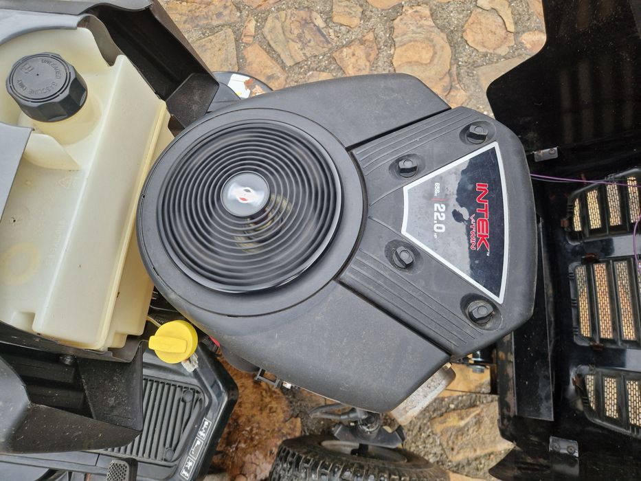Tractor tuns gazon 22 cai