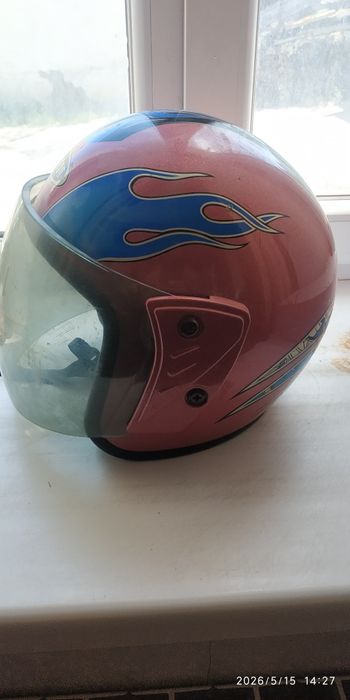 Каска для мопеда