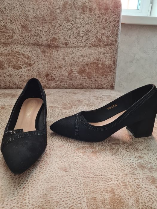 Продам обувь б/у