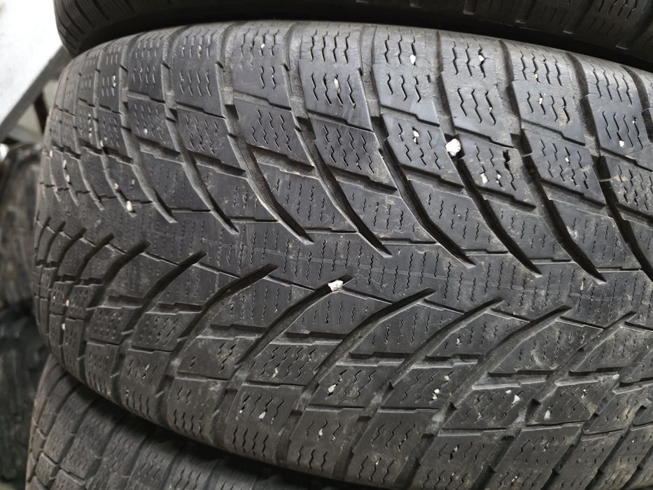 4бр Зимни гуми 205 45 17 - Nokian