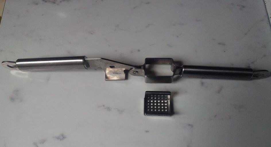 Presa usturoi din inox