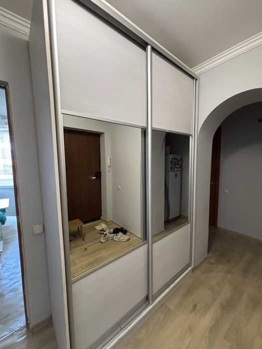 Продается Прихожая шкаф купе