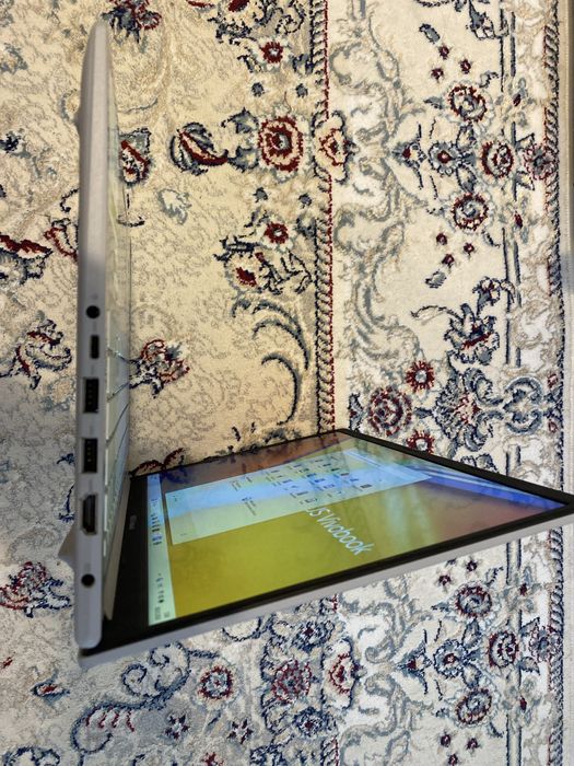 Ноутбук  Asus Vivobook