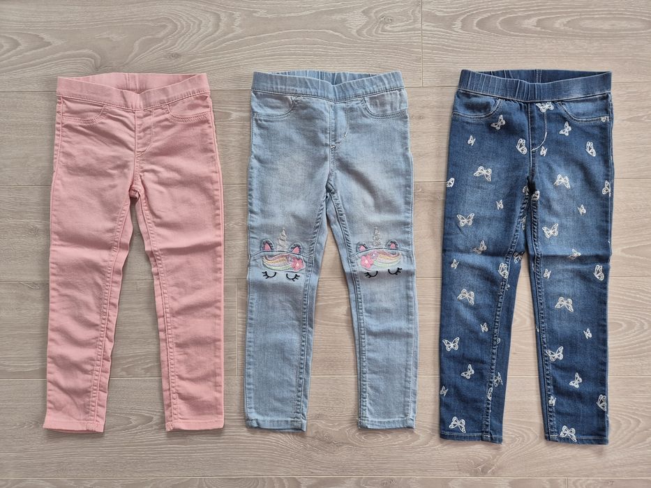 Продавам дънки за момиче на H&M в размери 92, 104 и 110