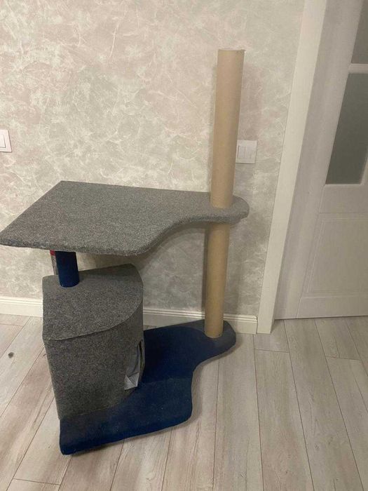 домик для кошки + отдельно когтеточка