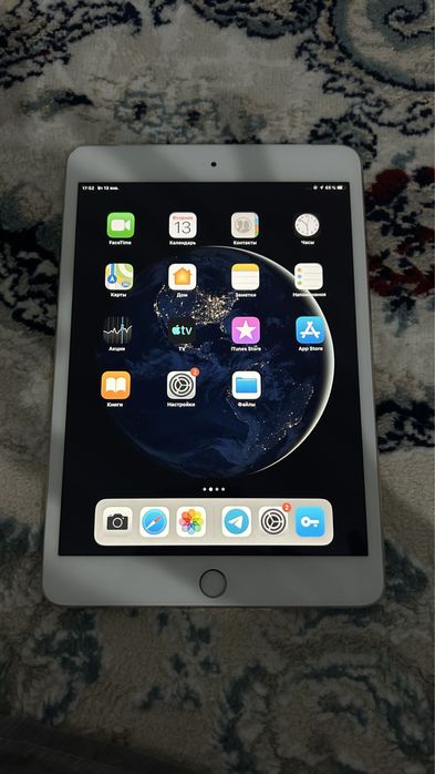 Продам iPad mini 3