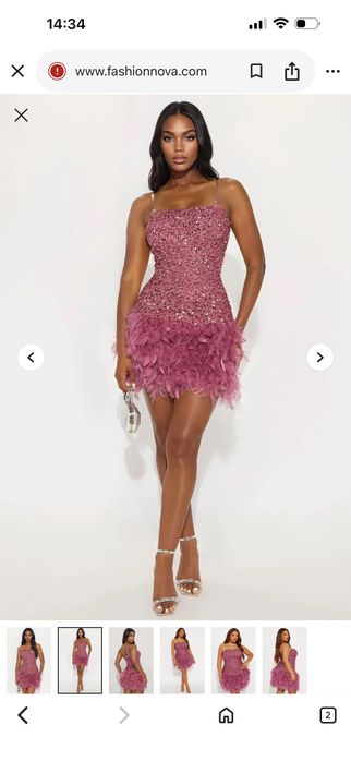 Fashion nova рокля