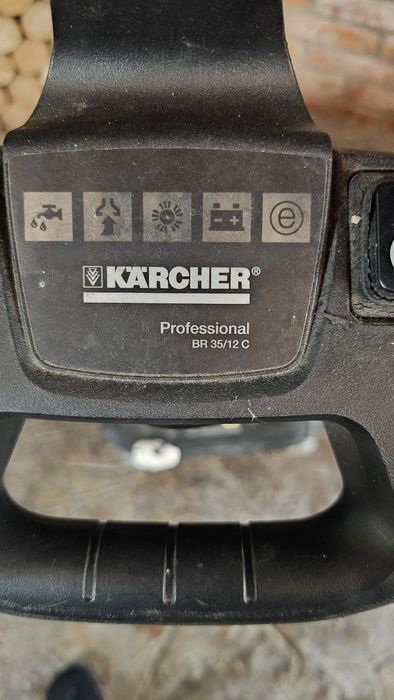 Karcher BR 35.12Cmasina spalat aspirat matura electrica