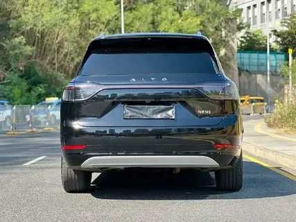 AITO M9 Hybrid  boshlangich 30% tolov bilan nasiya savdo asosida