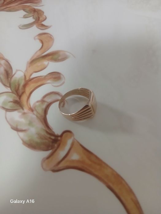 Продам перстень мужской размер 21