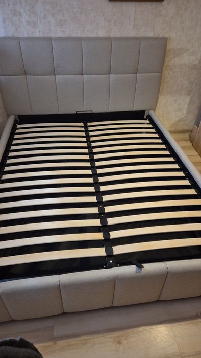 Спалня VEMMELEV 160/200 не е ползвана