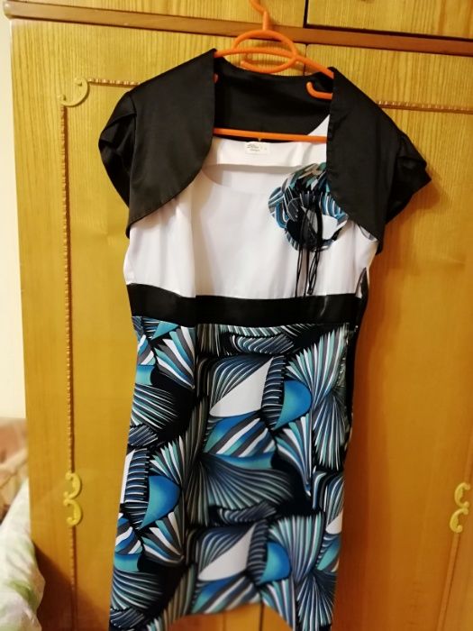 Rochie elegantă cu bolero
