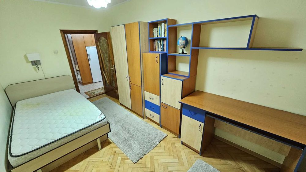 De inchiriat apartament 3 camere Vaslui, strada Traian, langa Piata Agroalimentara