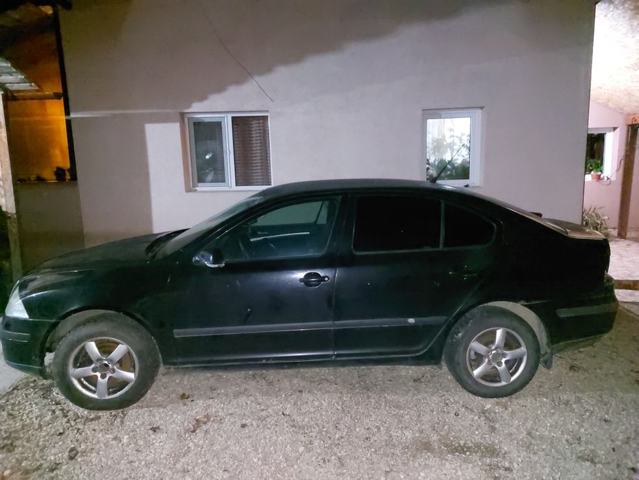 Dezmembrez / Dezmembrari Skoda Octavia II