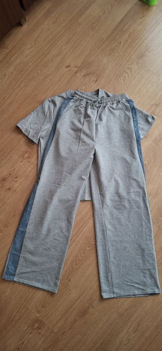 Дамски спортни комплекти