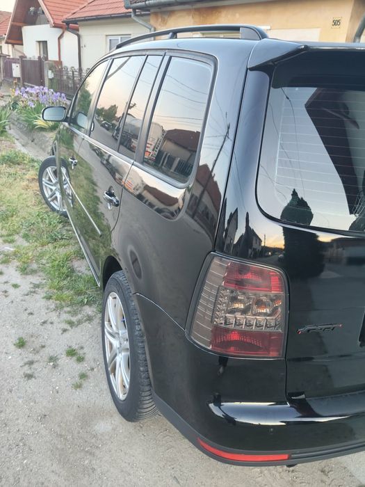 Volkswagen Touran 2.0 Tdi