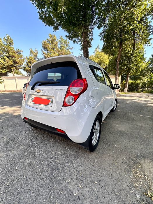 Spark avtomat 2022 elegant plyus