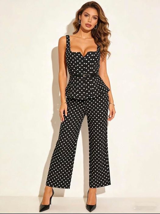 Страхотни сетове на точки елек с колан и панталон