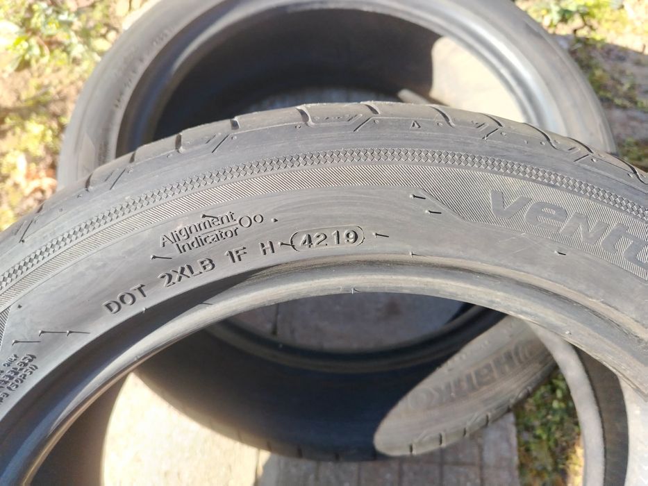 Гуми два броя 205/50/17