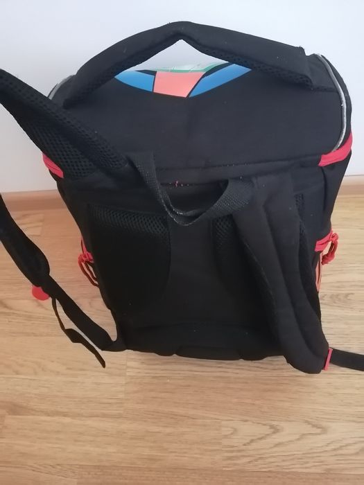 Продам школьный рюкзак