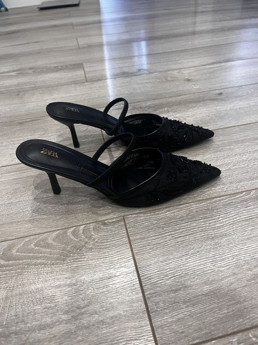 Новые туфли Zara