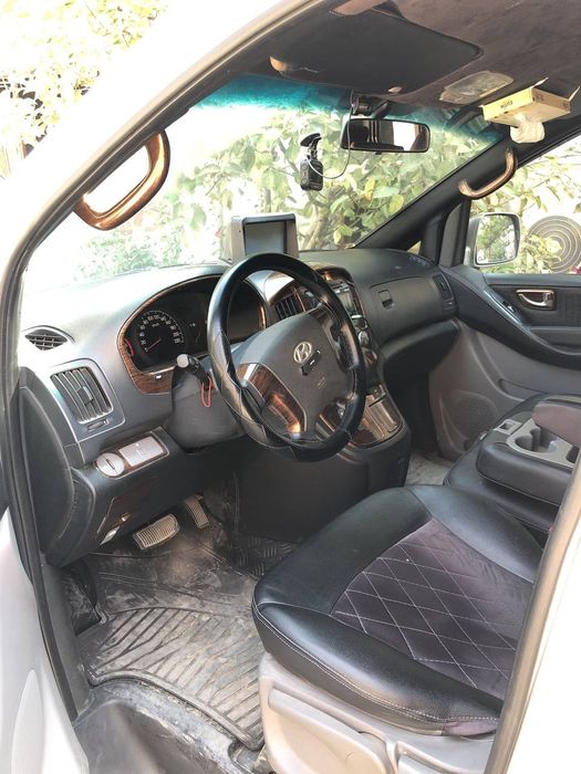 Starex sotiladi 2008