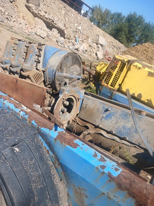 Компрессор на колёсах рабочий