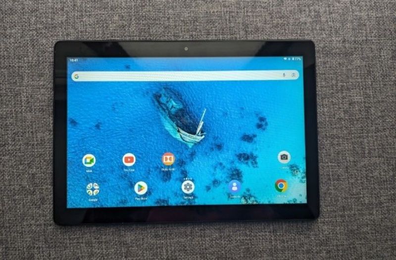 Vând Tableta LENOVO M 10 HD