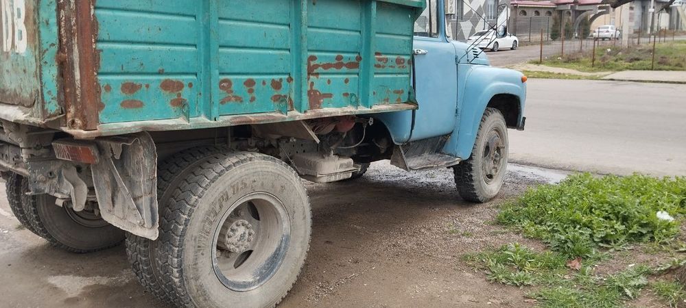 Зил сотилади Самосвал