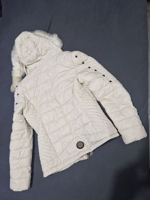 Зимно яке цвят шампанско