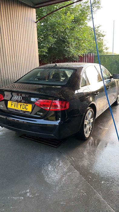 Audi A4 B8 dreapta