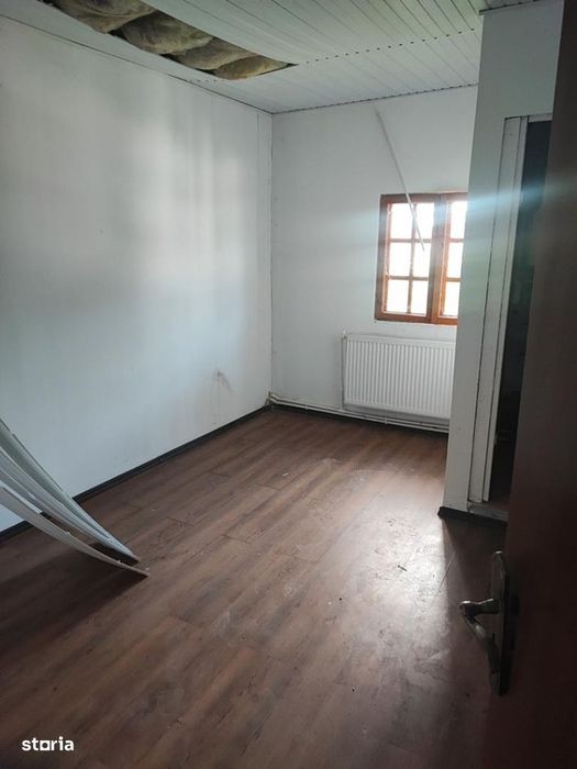 Vand teren comercial la E85 – Fostul Complex Roata Vietii.
