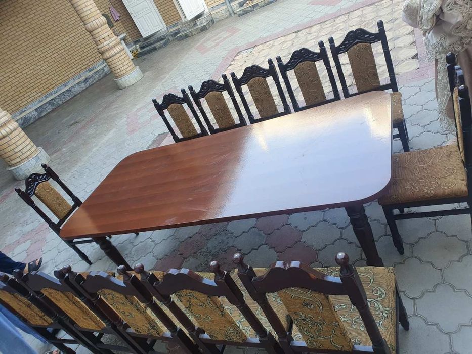 Продаю стол стул 12