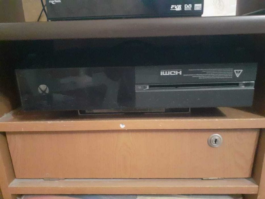 Игровая приставка Xbox ONE