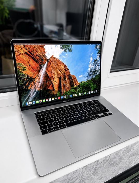 Mac book pro 16 озу