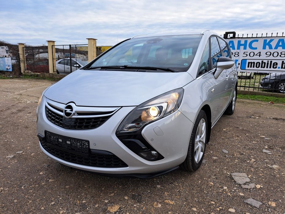 Опел Зафира 2015