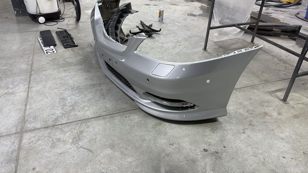 Бампер Mercedes 221 AMG
