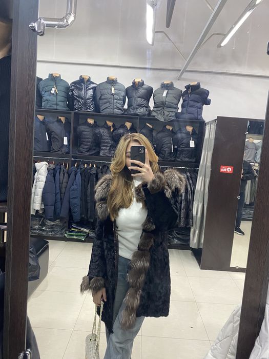 Продам норковую шубу