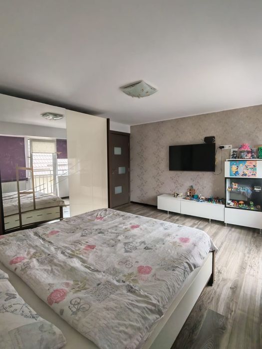 Se vinde casa noua